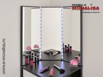 Masuta de machiaj cu oglinda Flirt