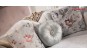 Canapea de lux alba pe stil clasic Lavinia pt. living elegant Canapea de lux alba pe stil clasic Lavinia pt. living elegant